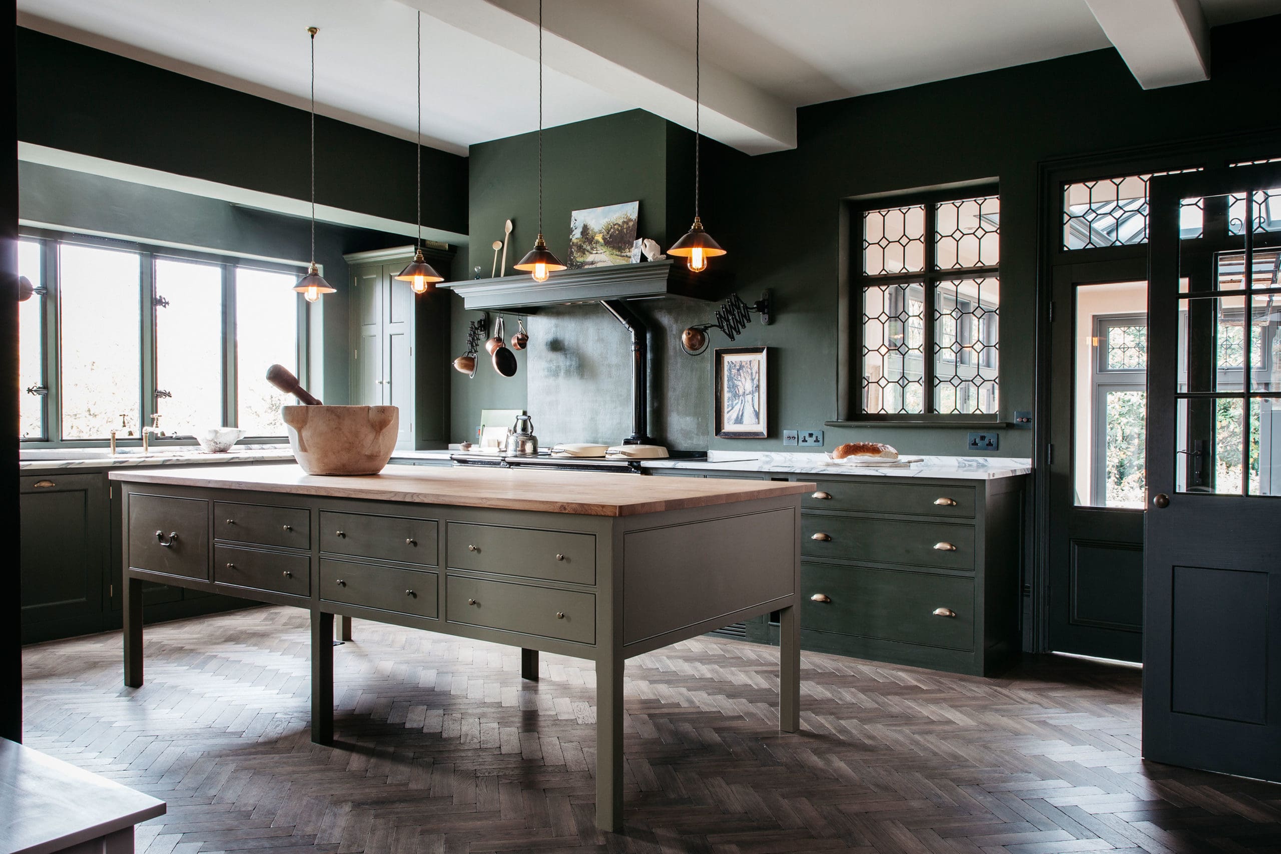  Plain English Home Farm Kitchen Design Ideas